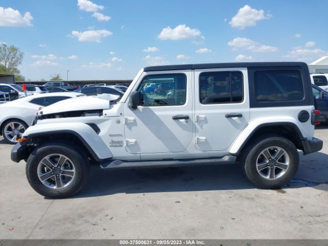 1C4HJXEG9JW116133 Jeep Wrangler Unlimited Sahara