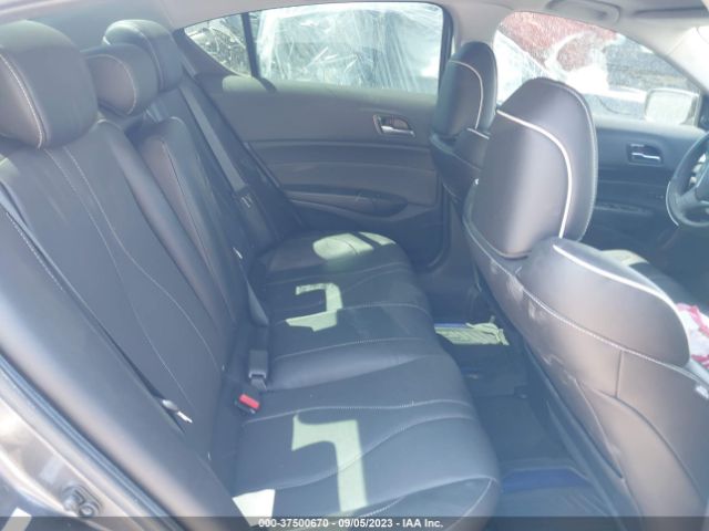 19UDE2F7XKA015588 Acura Ilx Pkg