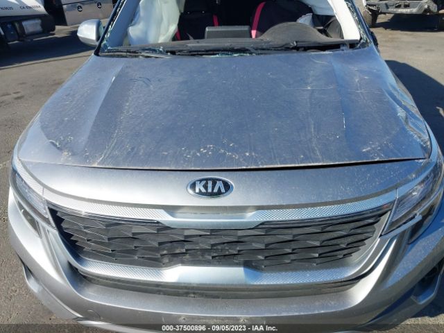 KNDEUCAAXM7059993 KIA SELTOS S