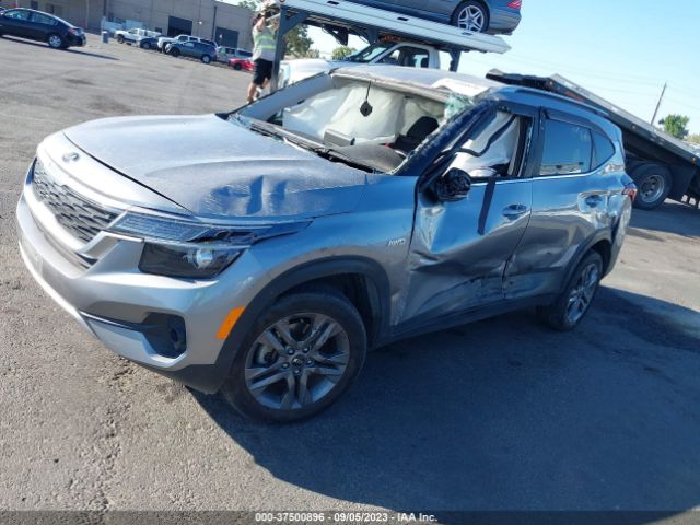 KNDEUCAAXM7059993 KIA SELTOS S