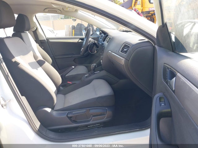 3VW2B7AJ6JM263558 Volkswagen Jetta 1.4t S