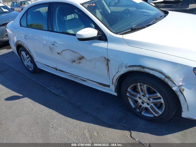 3VW2B7AJ6JM263558 Volkswagen Jetta 1.4t S