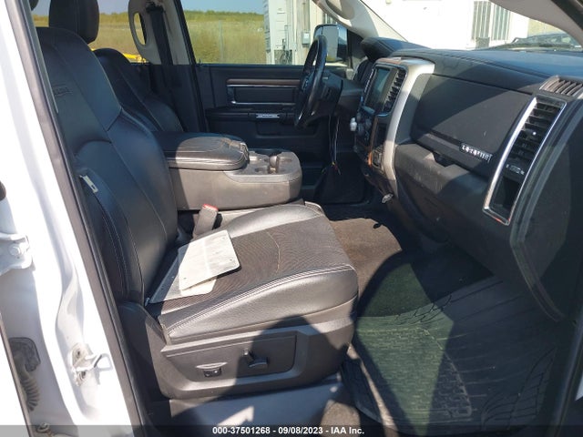 1C6RR7NT7ES137982 RAM 1500 Laramie
