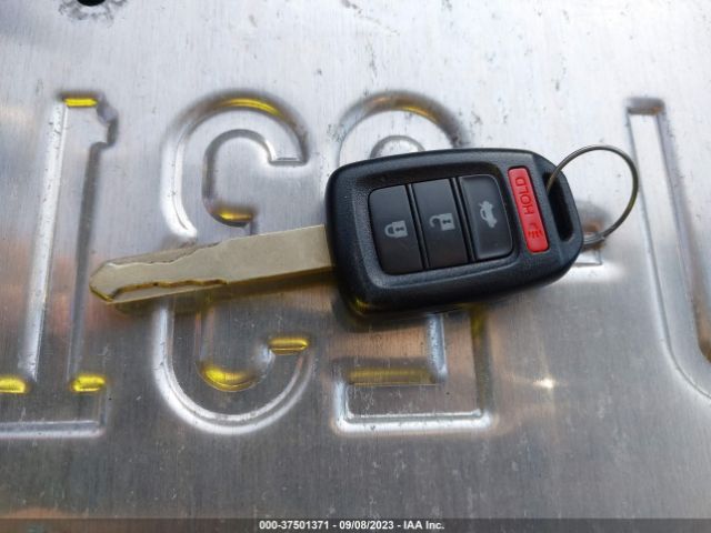 19XFC2F56HE037055 Honda Civic Sedan Lx