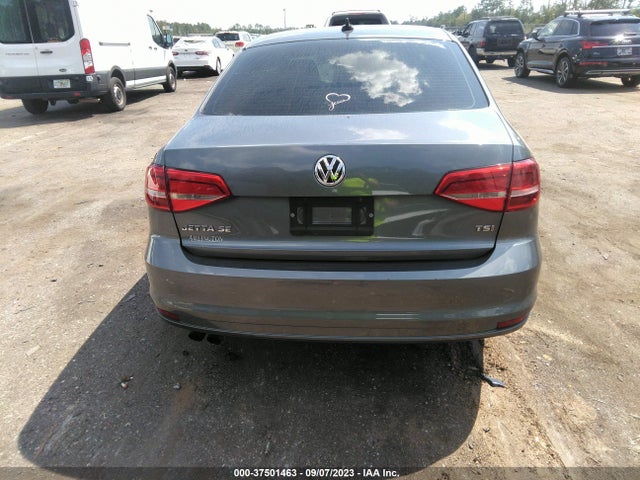 3VWD17AJ8FM201971 Volkswagen Jetta Sedan 1.8t Se