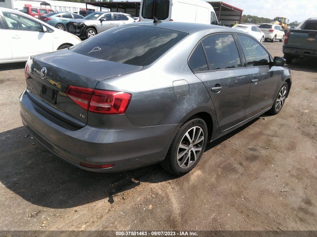 3VWD17AJ8FM201971 Volkswagen Jetta Sedan 1.8t Se