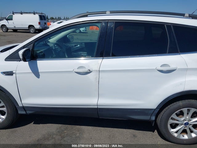 Ford ESCAPE SE 2018 1FMCU9GD7JUA43108 Image 14