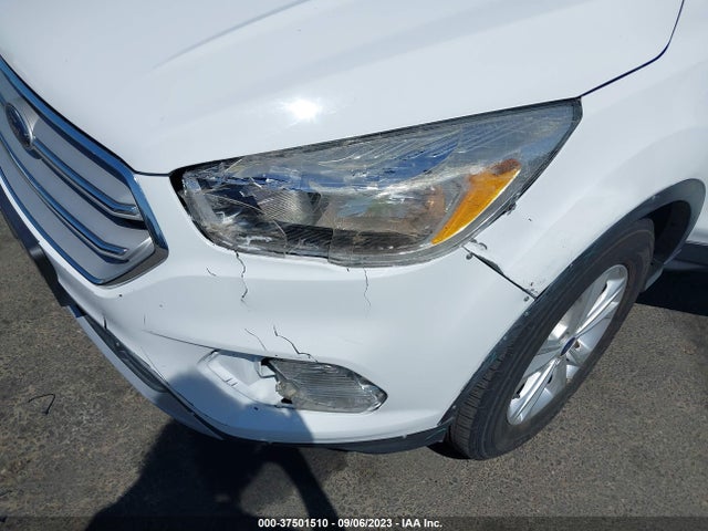 Ford ESCAPE SE 2018 1FMCU9GD7JUA43108 Image 6