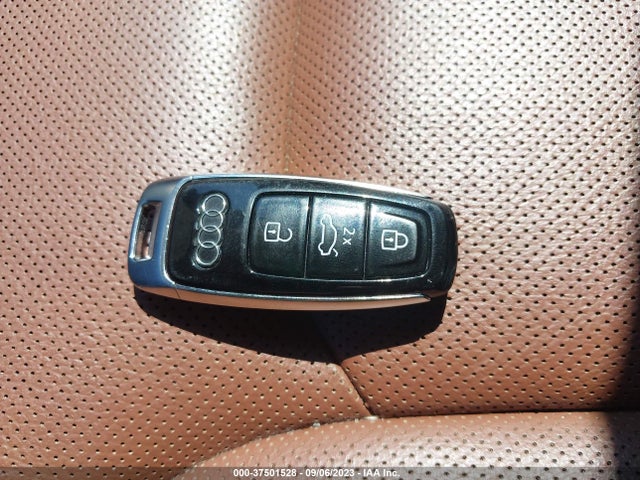 WA1LXAF79MD034868 Audi Q7 Premium Plus