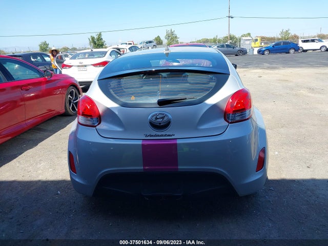 2016 HYUNDAI VELOSTER VIN: KMHTC6AD3GU286482