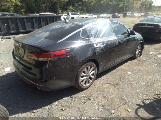 5XXGT4L38JG233174 KIA Optima S