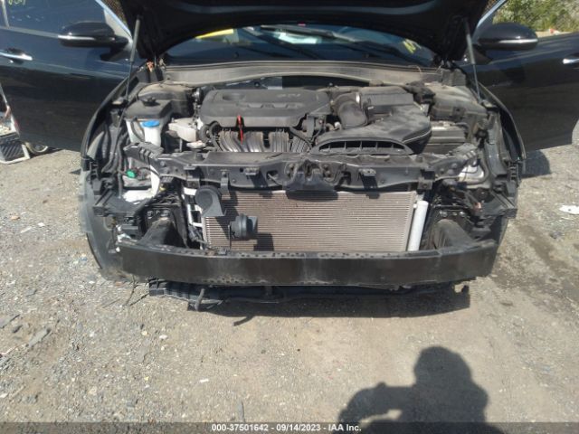 5XXGT4L38JG233174 KIA Optima S