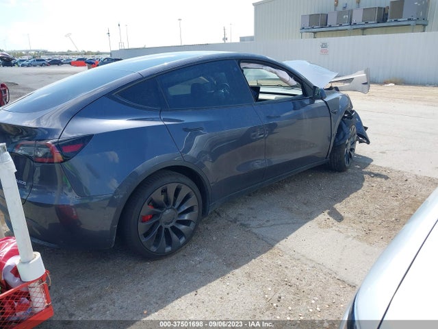 2022 TESLA MODEL Y PERFORMANCE VIN: 7SAYGDEF9NF395228