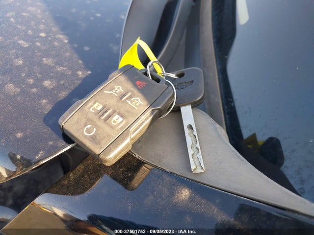 Chevrolet Suburban Lt 2018 1GNSCHKC9JR211871 Image 11