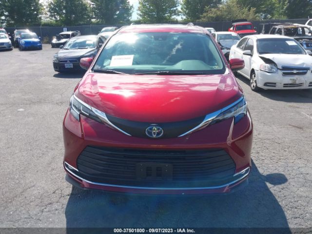5TDYSKFC7MS019464 Toyota SIENNA XLE