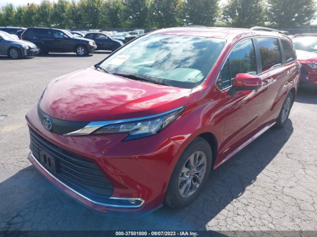 5TDYSKFC7MS019464 Toyota SIENNA XLE