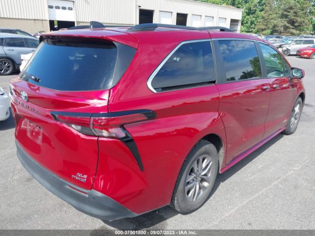 5TDYSKFC7MS019464 Toyota SIENNA XLE