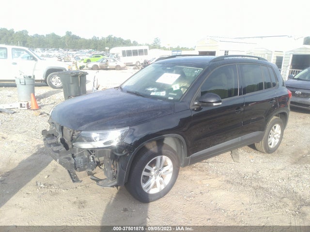 WVGAV7AXXGW523992 Volkswagen TIGUAN S