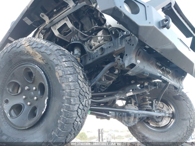 1C4HJXDG1JW154473 Jeep Wrangler Unlimited Sport