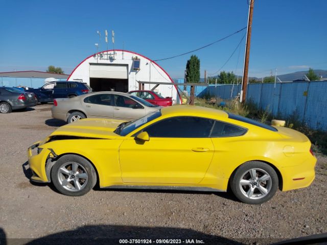 1FA6P8AM2G5217560 Ford Mustang V6