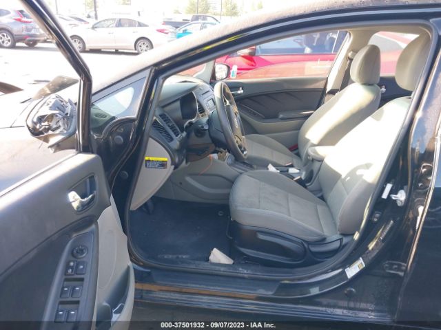 KNAFK4A62F5421239 KIA FORTE LX