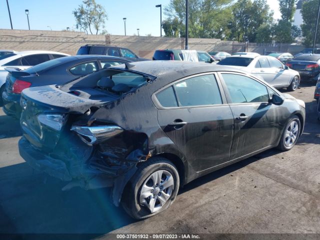 KNAFK4A62F5421239 KIA FORTE LX