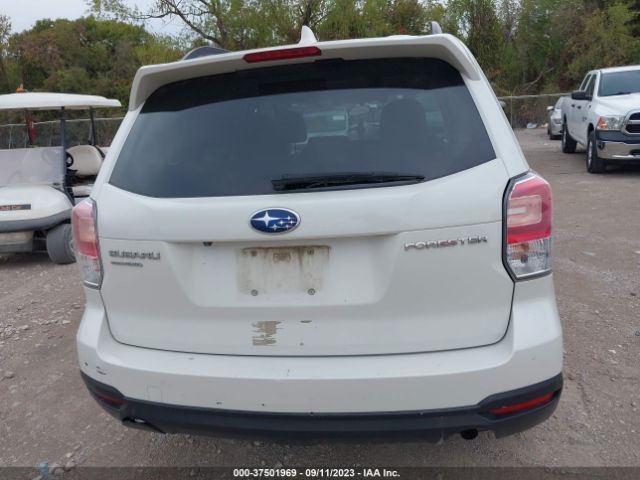 JF2SJAGC2JH407981 Subaru Forester Premium