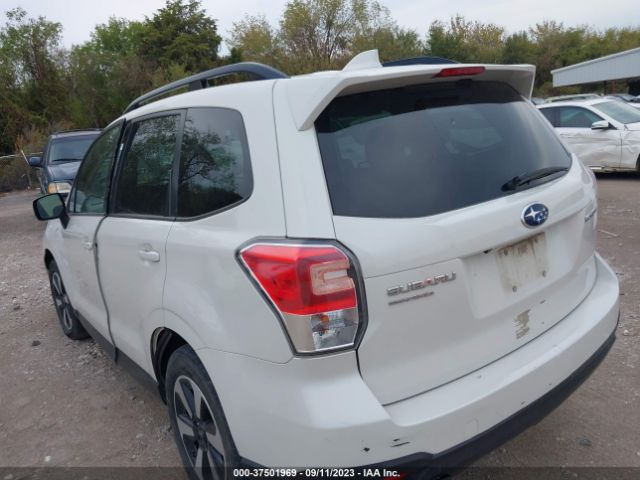 JF2SJAGC2JH407981 Subaru Forester Premium