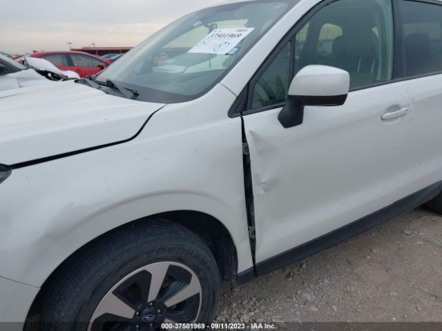 JF2SJAGC2JH407981 Subaru Forester Premium