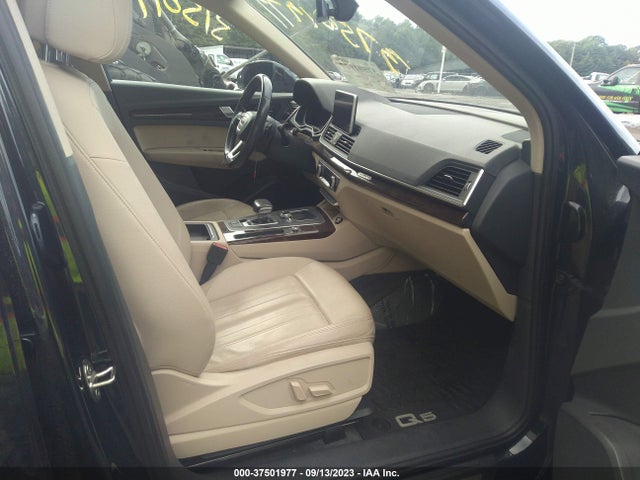 WA1BNAFY1J2181946 Audi Q5 Premium Plus