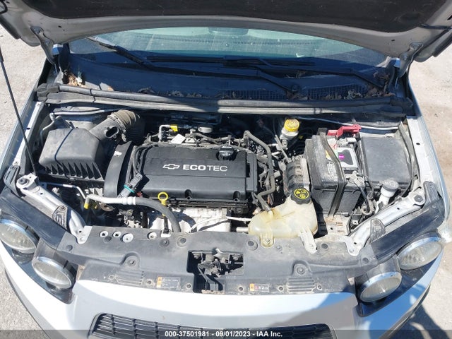 Chevrolet SONIC LT 2015 1G1JC5SH1F4107175 Image 10
