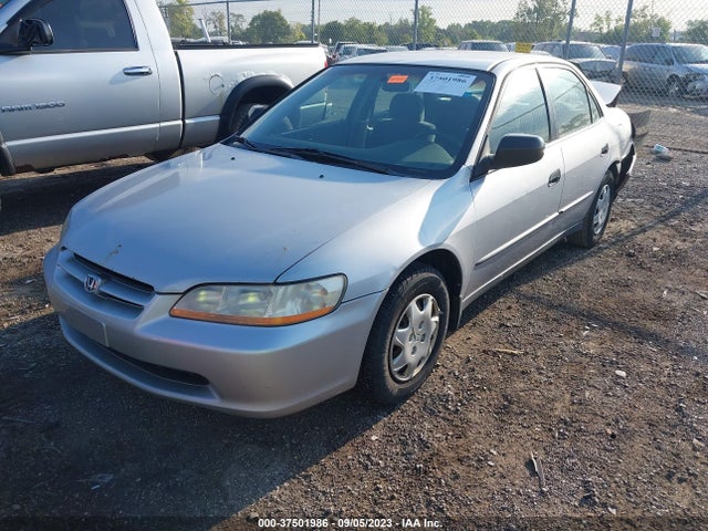 2000 HONDA ACCORD SDN DX VIN: 1HGCF854XYA157693