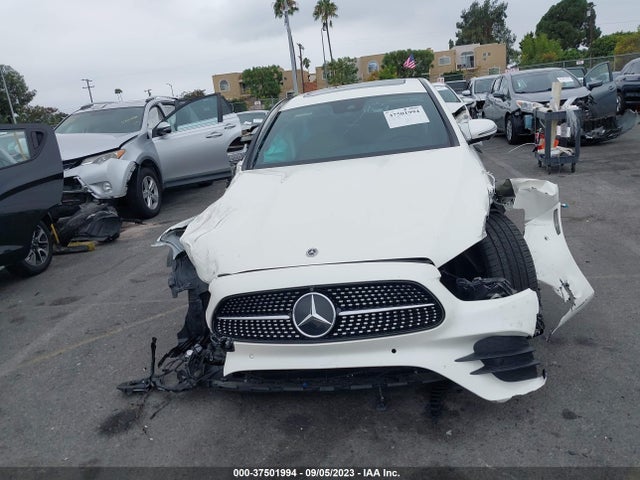 Mercedes-Benz E 350 2021 W1KZF8DB3MA980328 Image 12