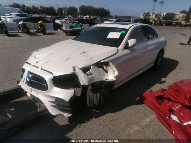 Mercedes-Benz E 350 2021 W1KZF8DB3MA980328 Image 2