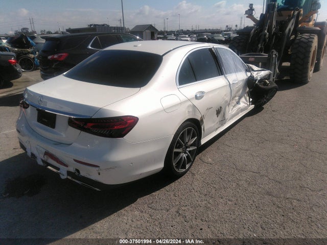 Mercedes-Benz E 350 2021 W1KZF8DB3MA980328 Image 4