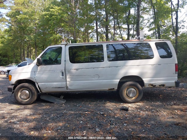 2003 FORD ECONOLINE WAGON XL/XLT VIN: 1FBSS31L63HB71004