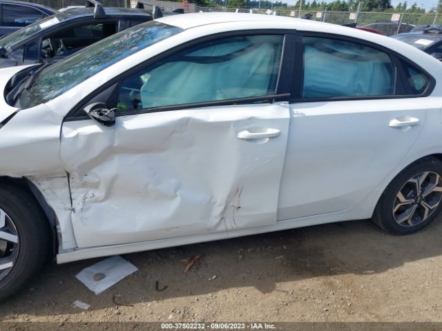 3KPF24AD1LE140518 KIA Forte Lxs