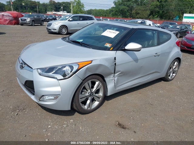 2016 HYUNDAI VELOSTER VIN: KMHTC6AD3GU264563