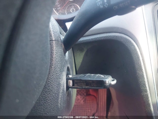 1VWAH7A32EC017030 Volkswagen PASSAT S