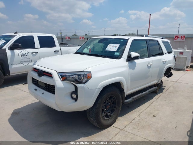 Toyota 4runner Sr5 Premium 2022 JTEFU5JR6N5254682 Image 2
