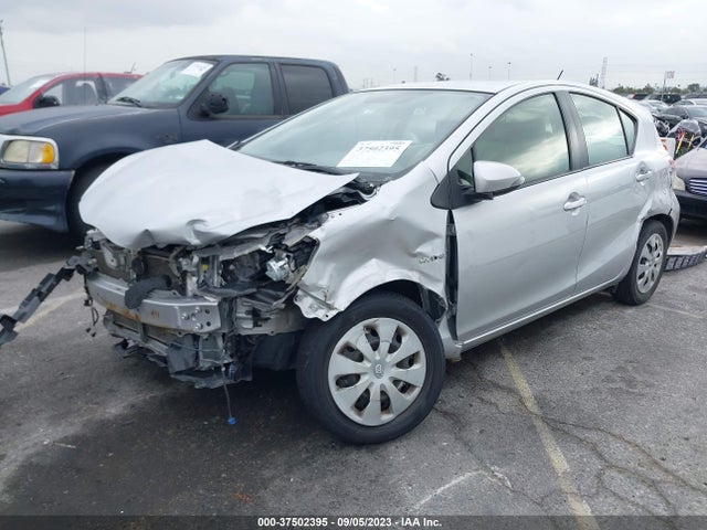 Toyota Prius C One/three/two/four 2014 JTDKDTB36E1067693 Image 8