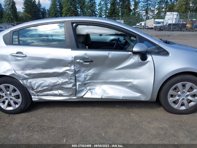 KIA RIO LX 2016 KNADM4A38G6611730 Image 4