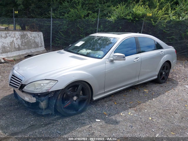 2010 MERCEDES-BENZ S-CLASS S 550 VIN: WDDNG7BB8AA313095