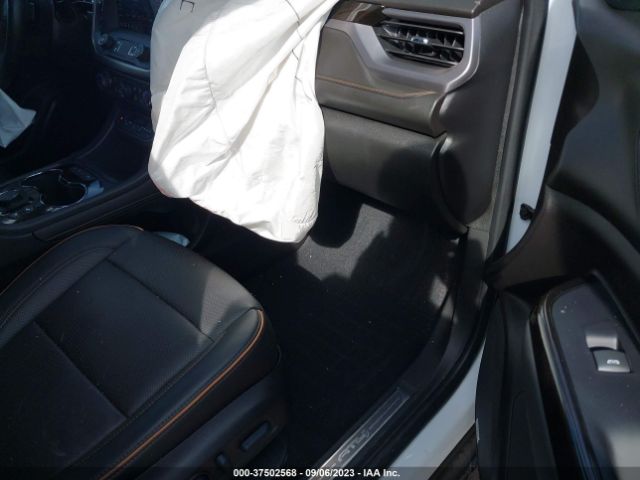 1GKKNLLS8NZ147036 GMC Acadia At4