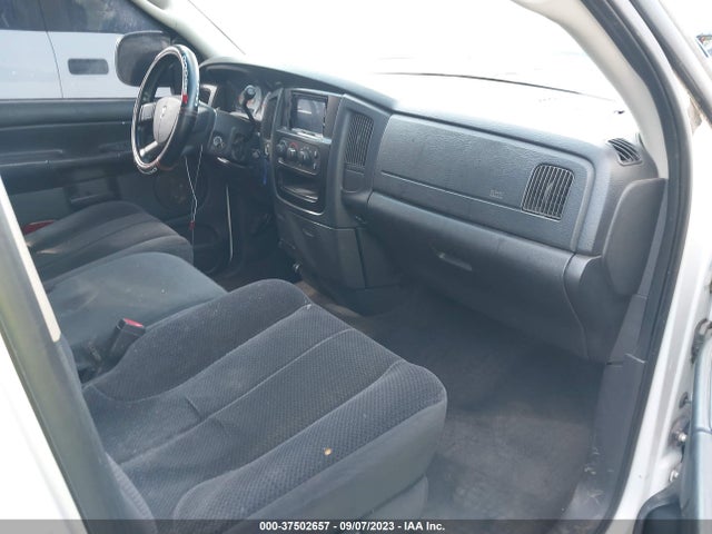 2004 DODGE RAM 1500 SLT VIN: 1D3HA18D44J151475