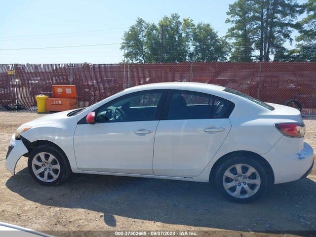 2010 MAZDA MAZDA3 I SPORT VIN: JM1BL1SF3A1338396