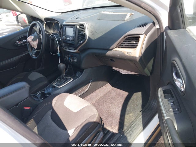 1C4PJLAB1GW190170 Jeep Cherokee Sport
