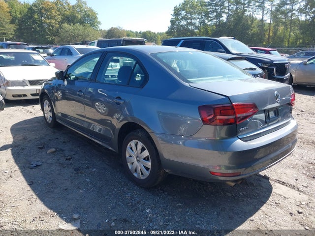 3VW267AJ2GM225211 Volkswagen Jetta Sedan 1.4t S