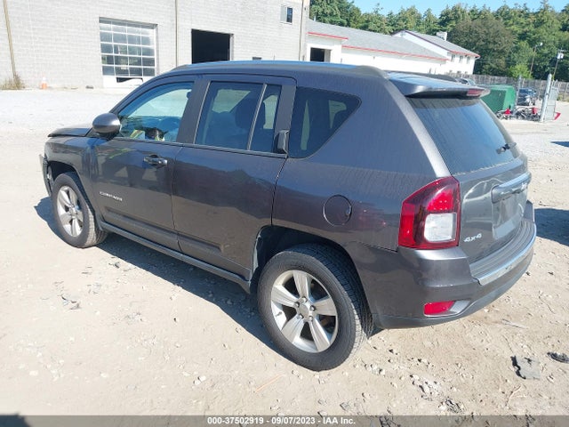 1C4NJDEB7FD207054 Jeep Compass High Altitude Edition