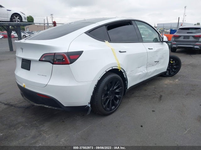 Tesla Model Y Long Range 2023 7SAYGDEE6PA149714 Image 4